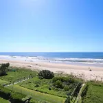 3 Bedroom Top Floor Beachfront Apartment In Surfers Paradise - Q Stay